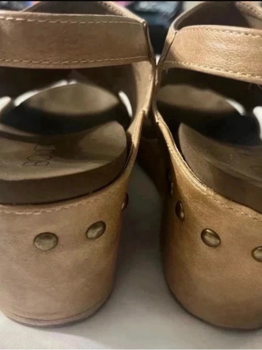 Corkys Tan Leather Cork Wedge Sandals with Stud Accents Carley - Picture 4 of 6